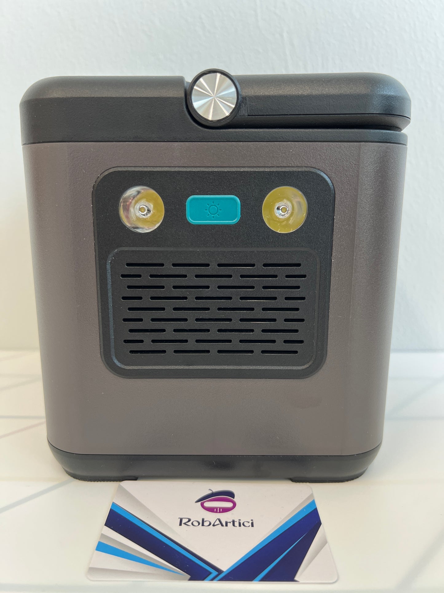 SWAREY S160 portable power generator 300W, Back view.