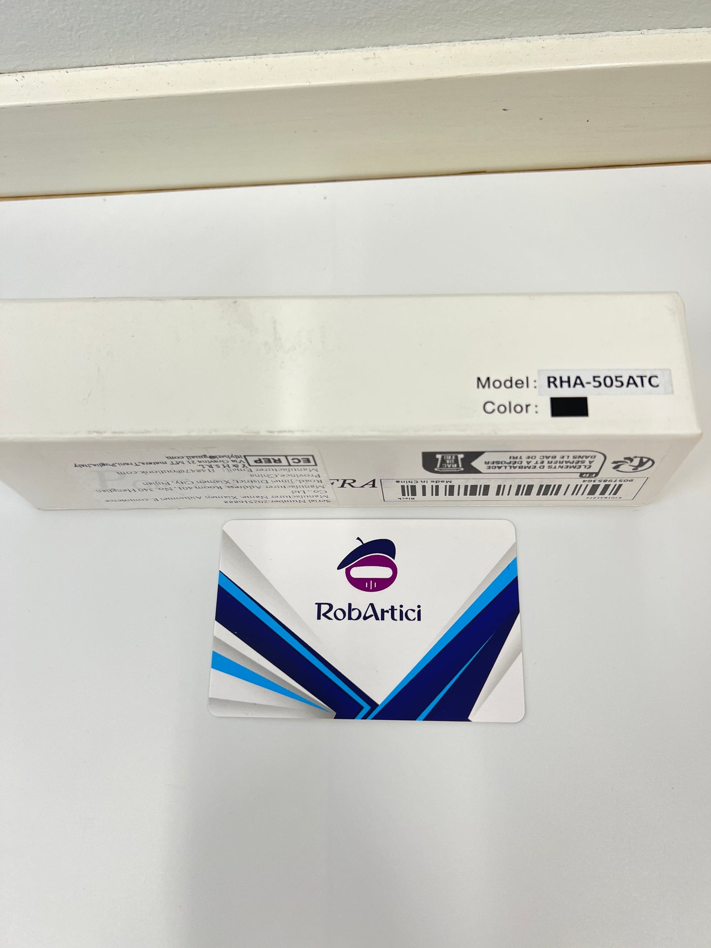 RHA-505ATC portable refractometer tool retail packaging.