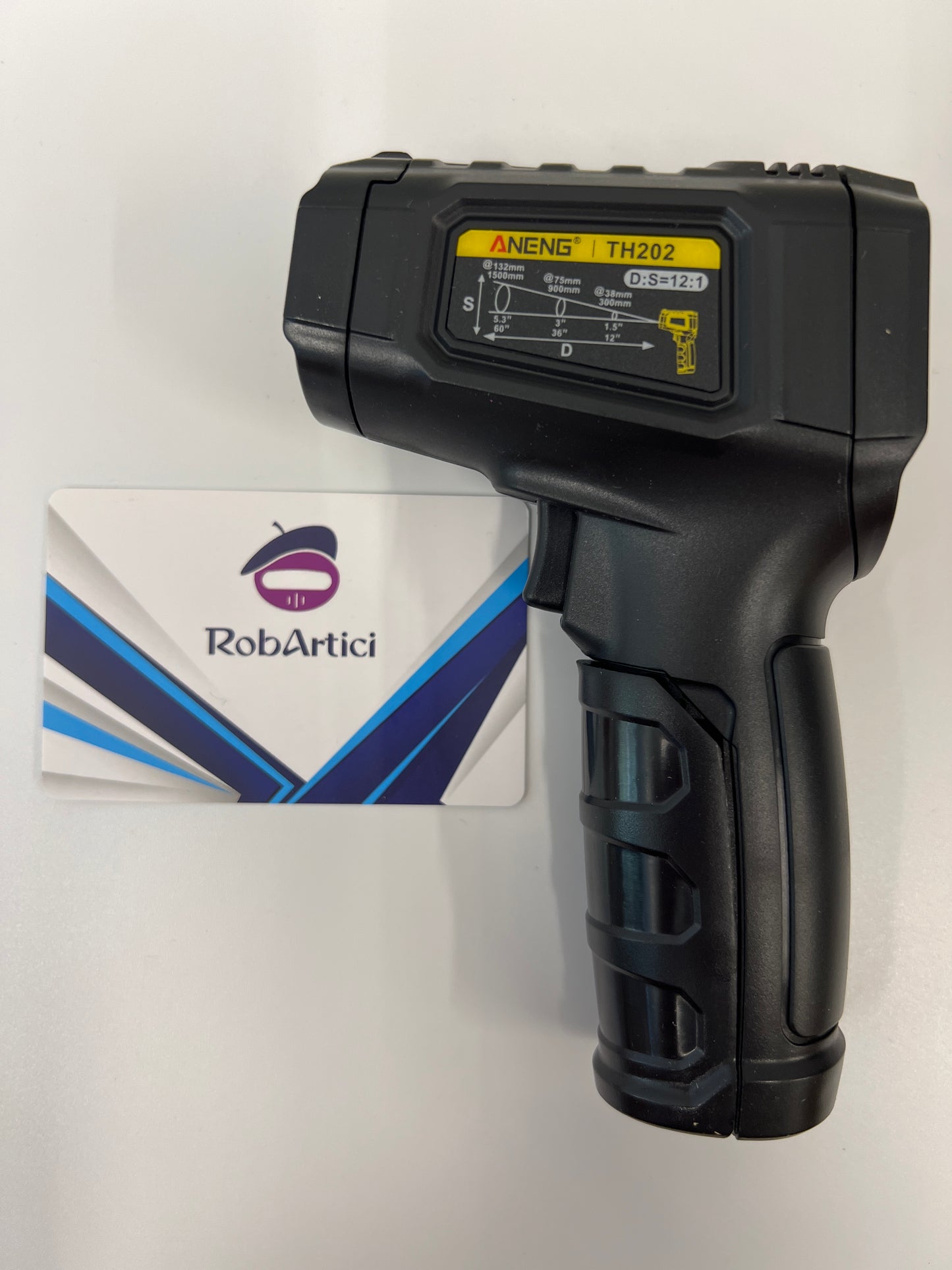 ANENG TH202 high precision infrared thermometer tool showcasing product specification.