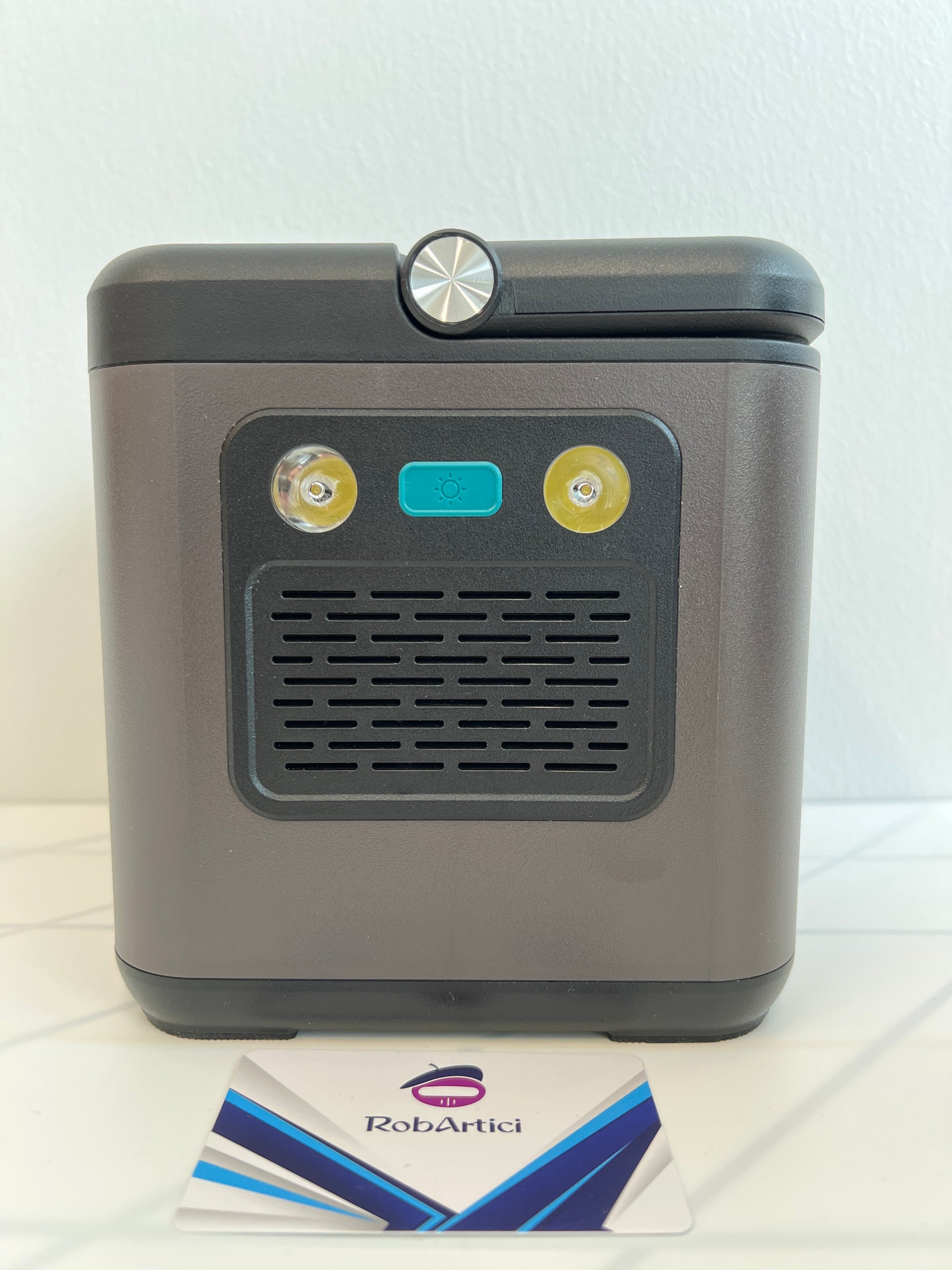 SWAREY S160 portable power generator 300W, Back view.