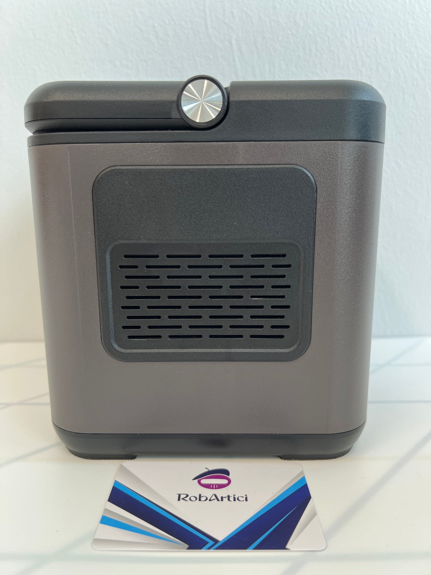 SWAREY S160 portable power generator 300W, side view.