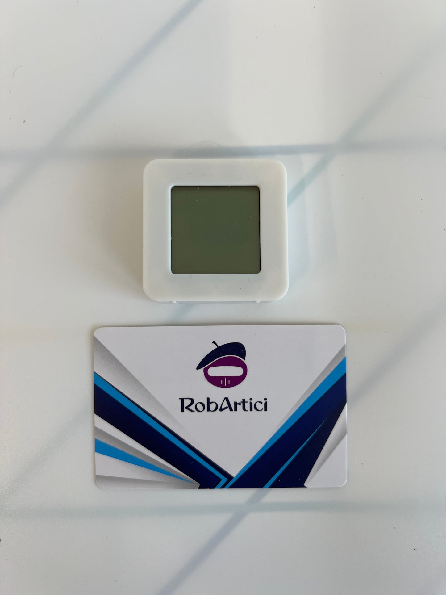 TP501 Digital Thermohygrometer, showcasing digital display monitor. 