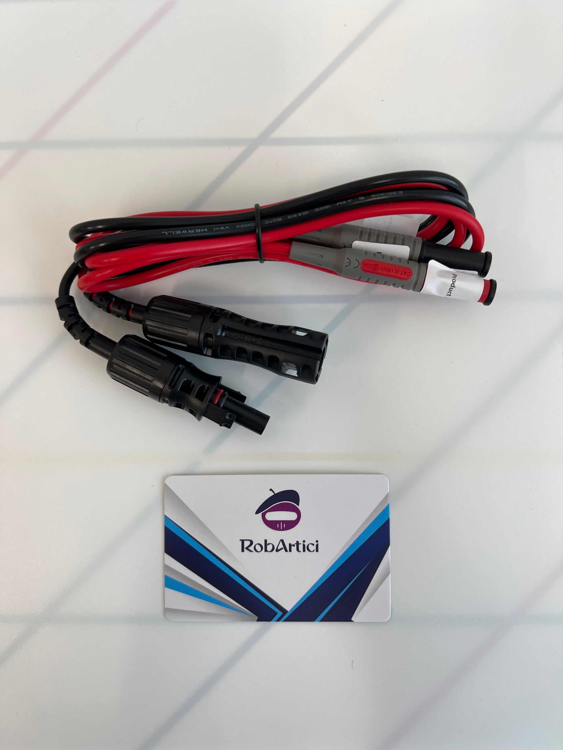 UT673PV solar MPPT meter accessory showcasing the included connection cables.