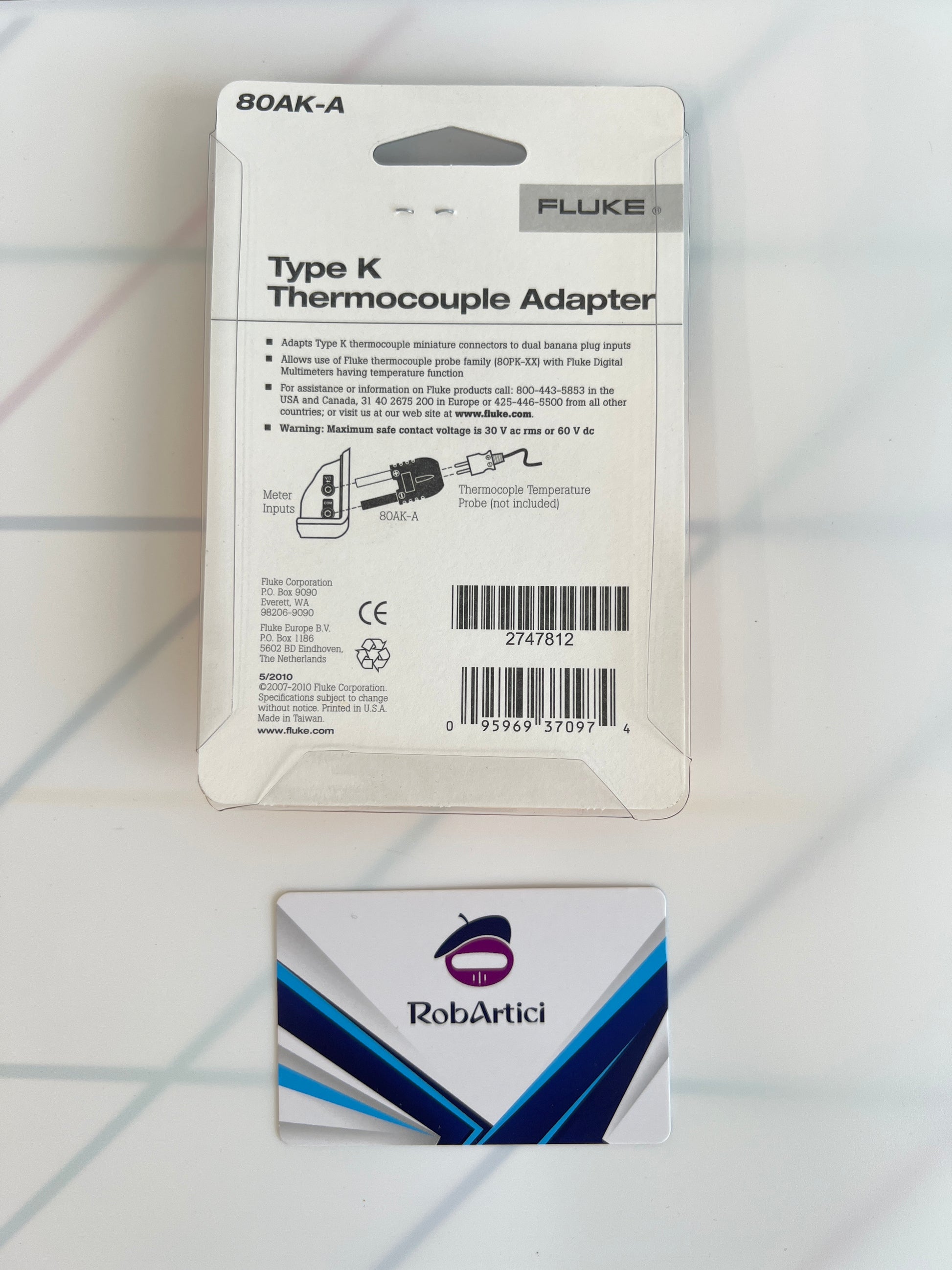 FLUKE thermocouple adapter type K view of product information.