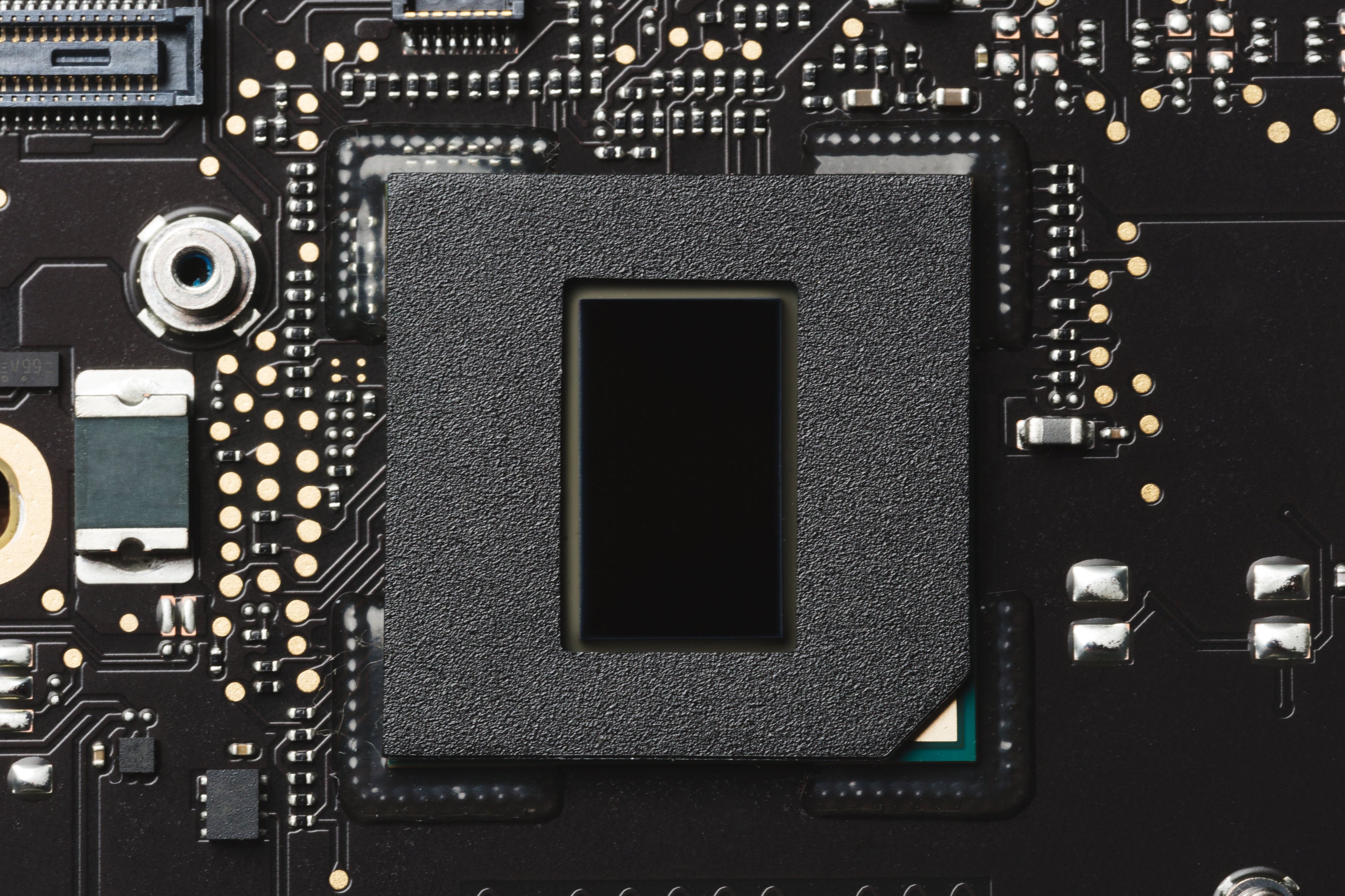 close-up-of-motherboard